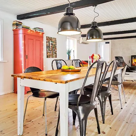 Prázdninový dům 5 Person Holiday In Aakirkeby Åkirkeby