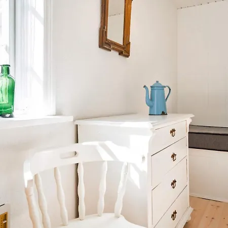 Prázdninový dům 5 Person Holiday In Aakirkeby Åkirkeby